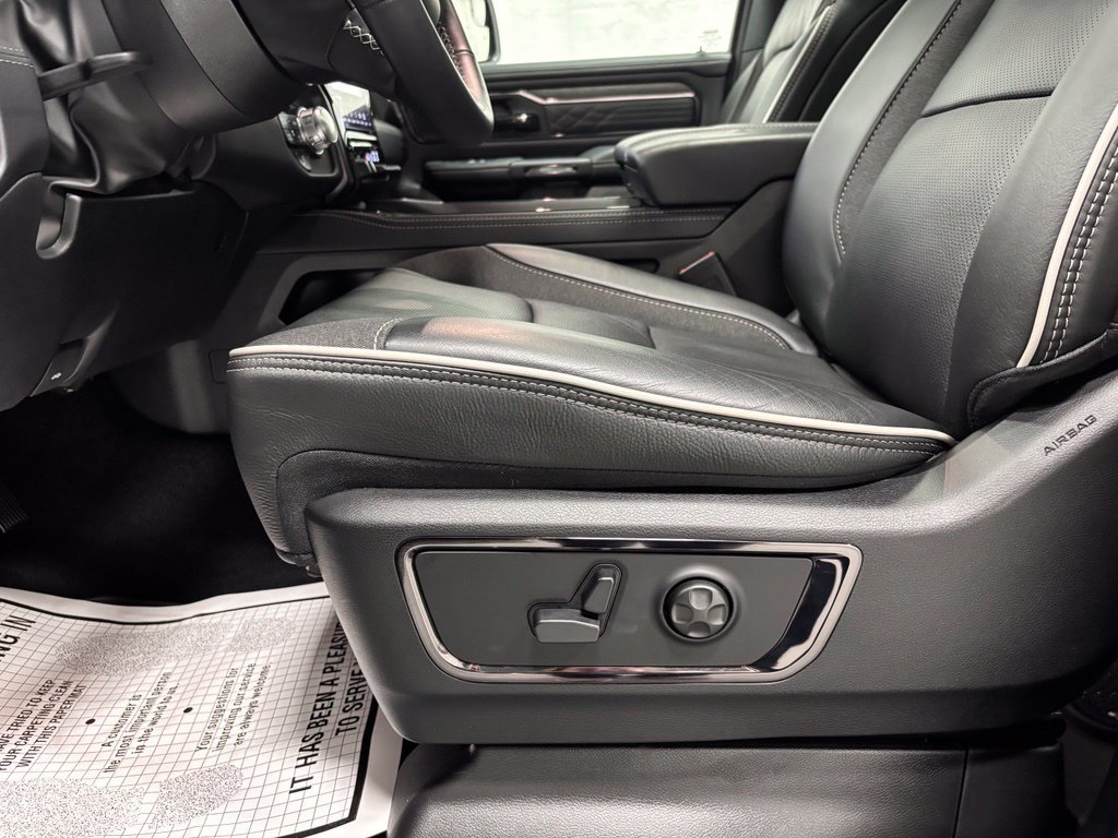 Used 2026 RAM 1500 Limited AWD/4WD image 13