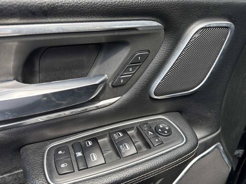 Used 2021 RAM 1500 Laramie AWD/4WD image 18