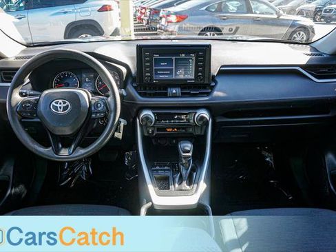 Used 2020 Toyota RAV4 LE image 22