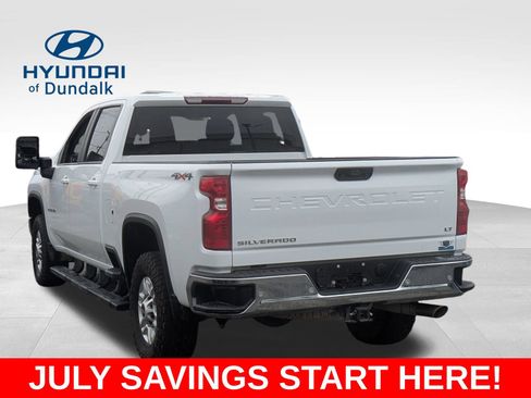 Used 2021 Chevrolet Silverado 2500 LT w/ Convenience Package AWD/4WD image 3
