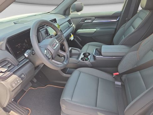 New 2027 GMC Terrain AT4 w/ Convenience Package III AWD/4WD image 21