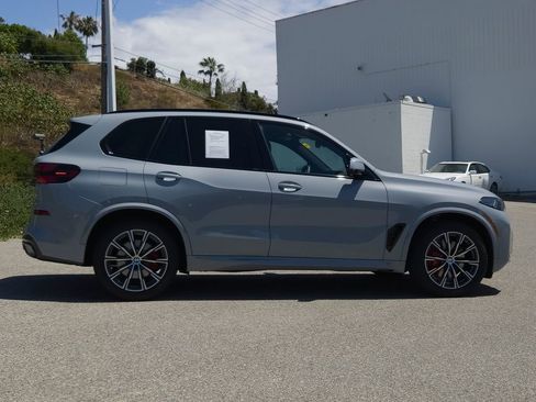 Used 2026 BMW X5 sDrive40i w/ M Sport Package RWD image 4