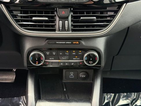 Used 2022 Ford Escape SEL w/ SEL Stealth AWD Package image 18