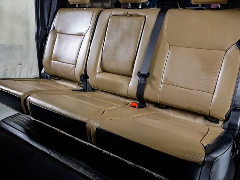 Used 2024 Ford F350 Lariat w/ FX4 Off-Road Package image 31