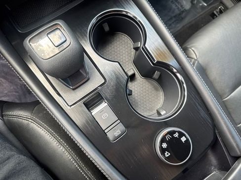 Used 2022 Nissan Rogue SL image 39