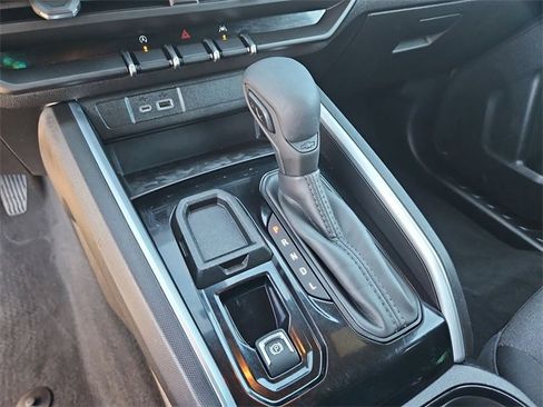 Used 2025 Chevrolet Colorado W/T w/ WT Custom Package image 16