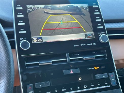 Used 2021 Toyota Avalon XSE image 26