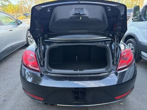 Used 2018 Volkswagen Beetle 2.0T S image 10