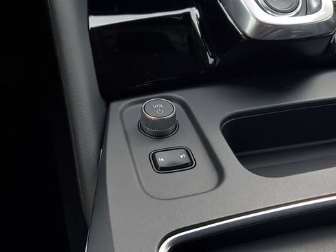 Certified 2026 Acura MDX FWD w/ Technology Package image 28