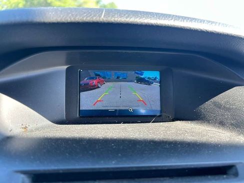Used 2017 Ford Focus SE FWD image 15