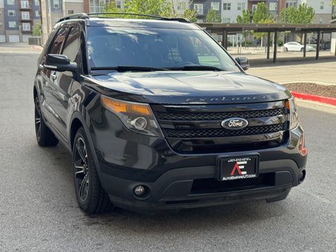 Used 2014 Ford Explorer Sport w/ Equipment Group 401A AWD/4WD image 8