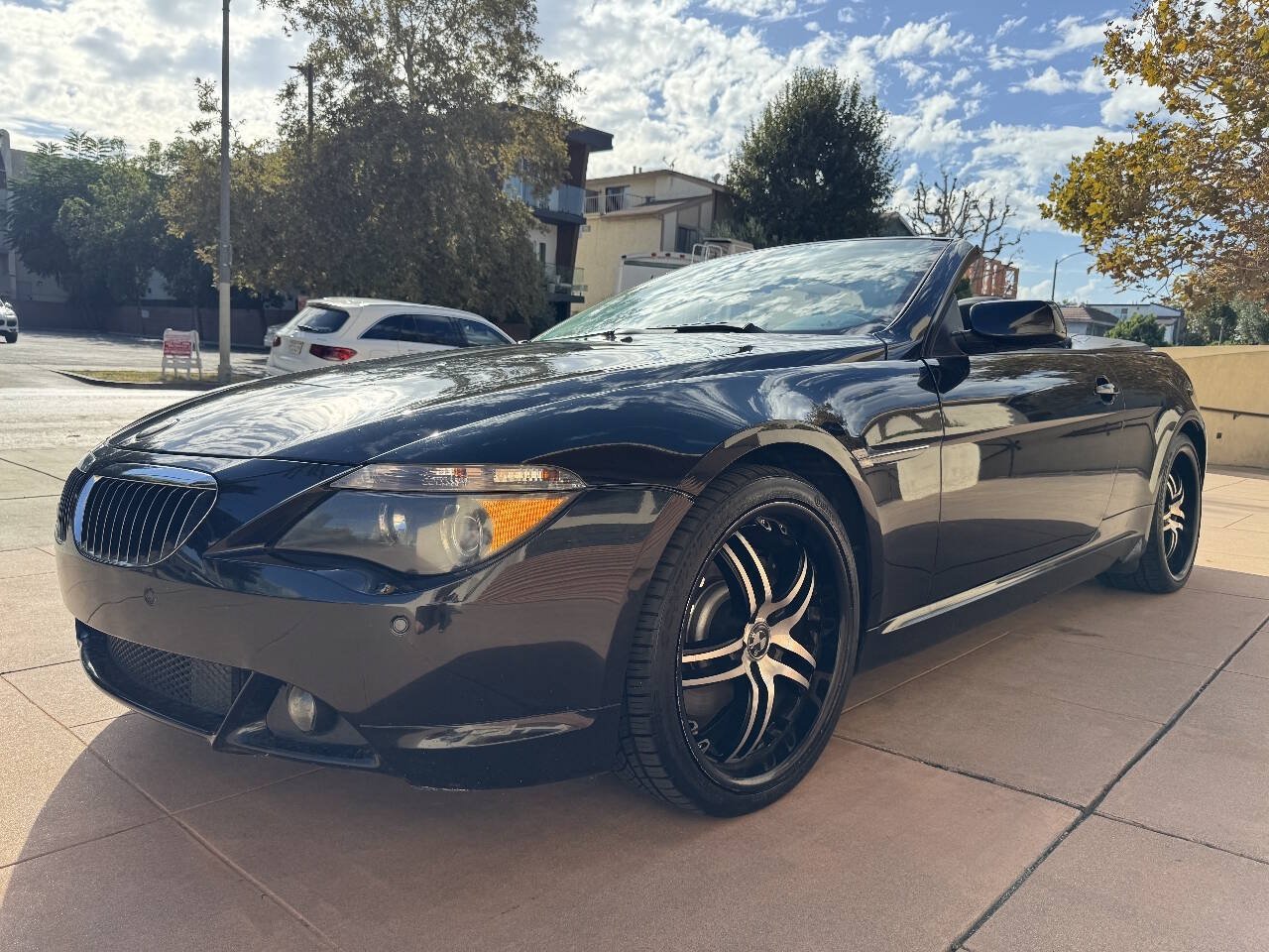Used 2004 BMW 645Ci Convertible RWD image 3