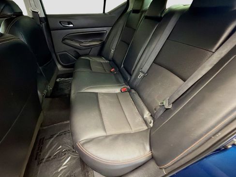 Used 2022 Nissan Altima 2.5 SR FWD image 13