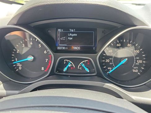 Used 2019 Ford Escape Titanium image 66