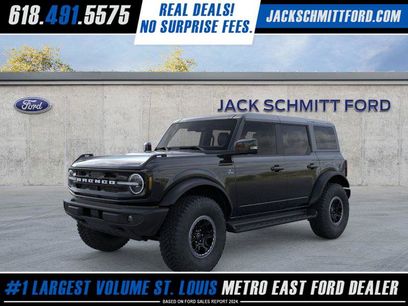 New 2025 Ford Bronco Outer Banks w/ Sasquatch Package