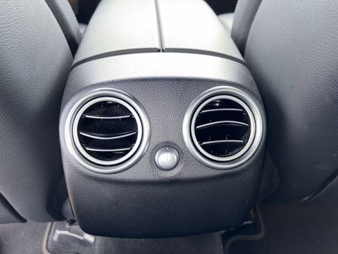 Used 2020 Mercedes-Benz GLC 300 GLC 300 image 18