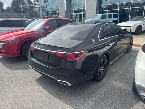 Used 2025 Mercedes-Benz E 350 4MATIC Sedan w/ Driver Assistance Package image 6