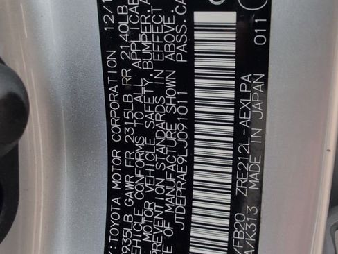 Used 2020 Toyota Corolla LE image 31