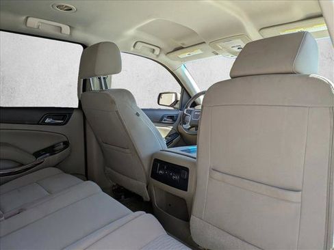 Used 2017 GMC Yukon SLE w/ SLE Value Package image 27