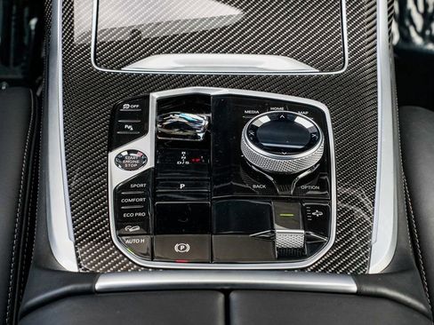 Used 2024 BMW X7 M60i w/ Executive Package image 17