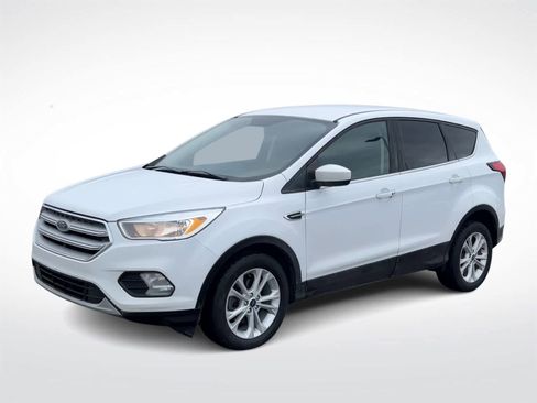 Used 2019 Ford Escape SE image 5