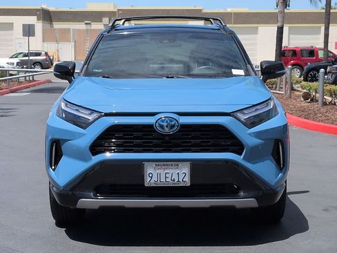 Used 2023 Toyota RAV4 XSE AWD/4WD image 3