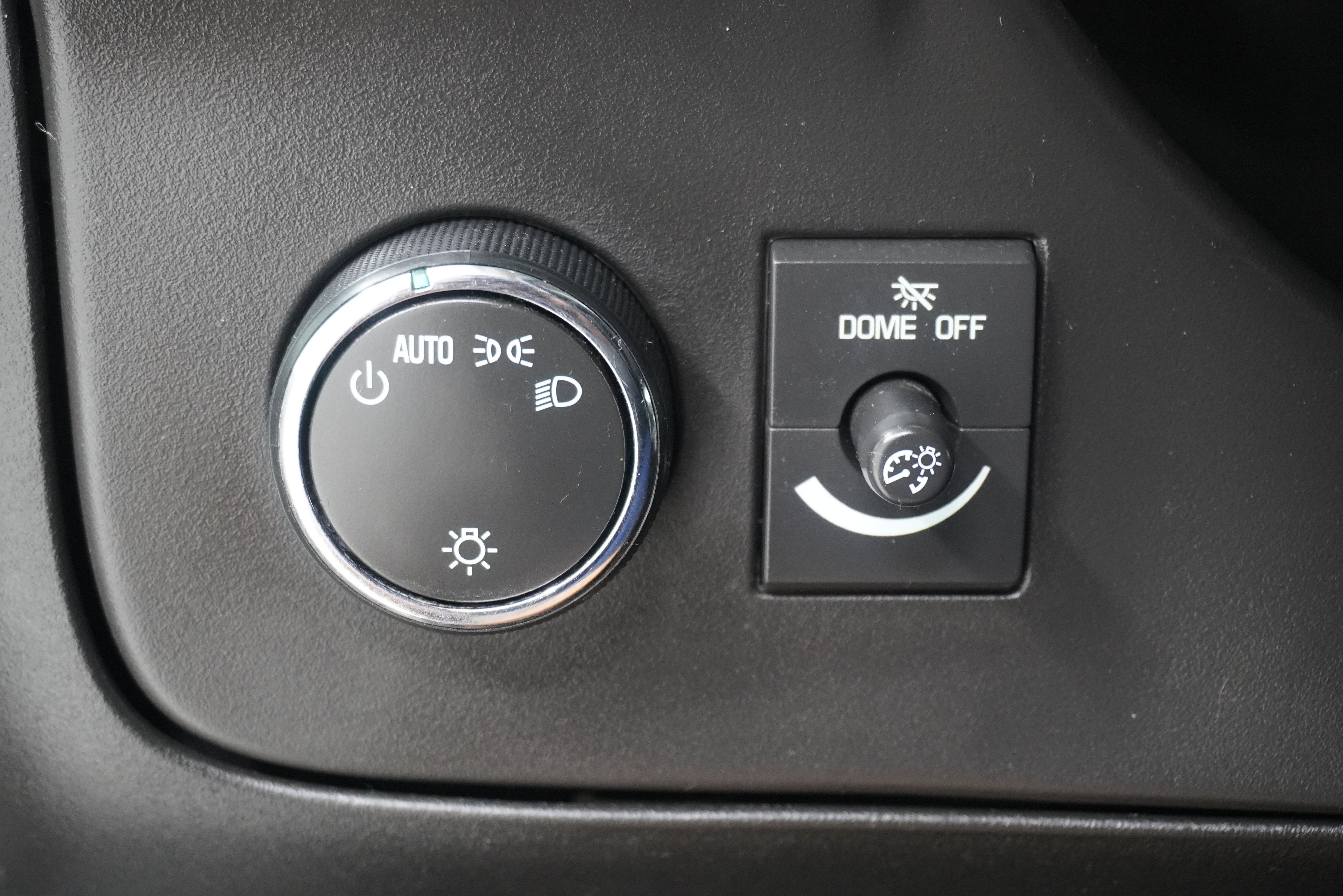 Used 2017 Chevrolet Express 2500 LT w/ LT Preferred Equipment Group RWD image 17