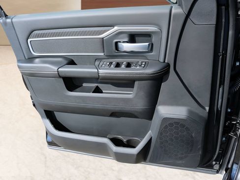 New 2026 RAM 2500 Lone Star AWD/4WD image 11
