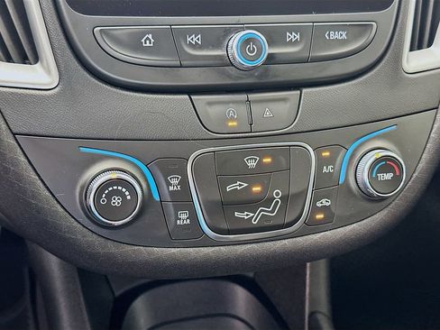 Used 2023 Chevrolet Malibu LS FWD image 15