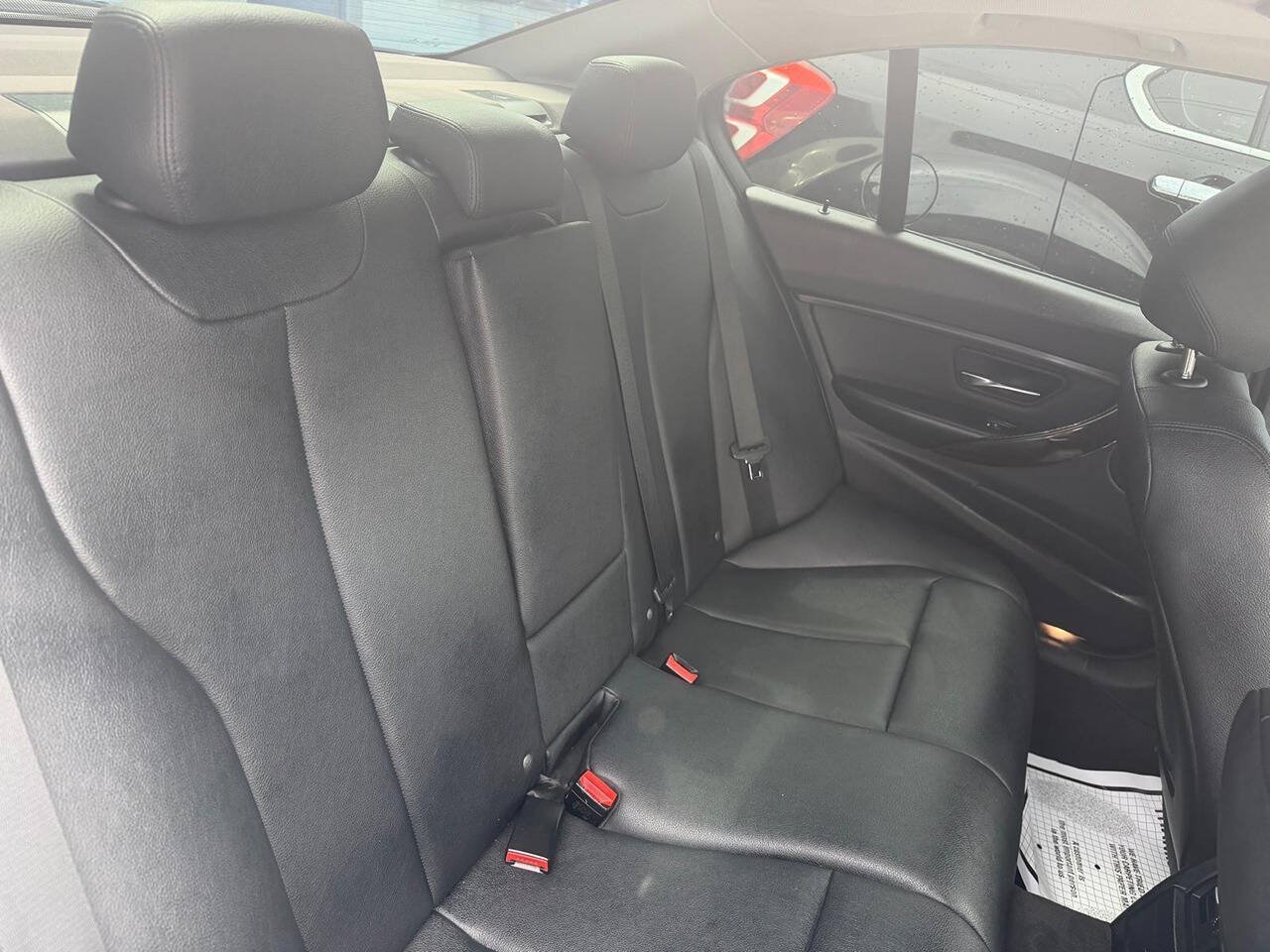 Used 2016 BMW 320i xDrive Sedan AWD/4WD image 14