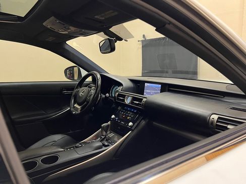 Used 2014 Lexus IS 350 w/ F Sport Package RWD image 14