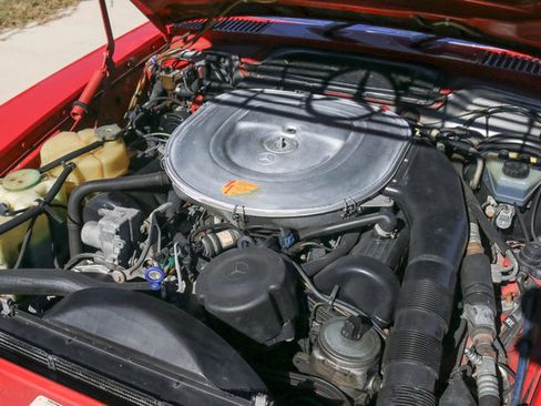 Used 1987 Mercedes-Benz 560 SL image 24