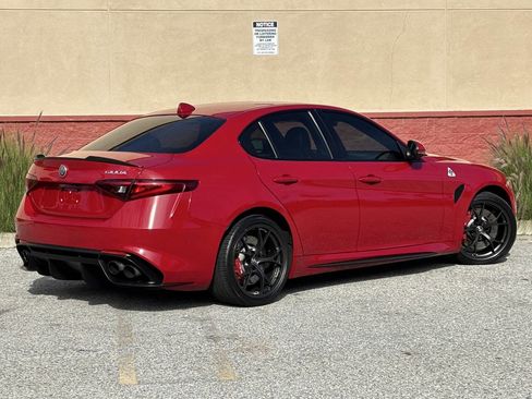 Used 2018 Alfa Romeo Giulia Quadrifoglio w/ Driver Assist Dynamic Package image 7