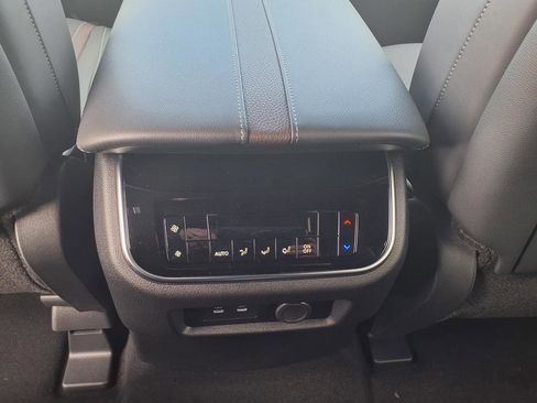 New 2026 Nissan Armada SL w/ Captain's Chari Seat Package AWD/4WD image 16