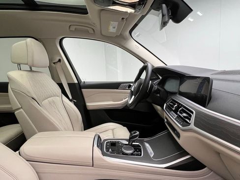 Used 2020 BMW X7 xDrive40i w/ Parking Assistance Package image 6