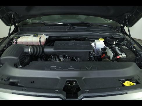 Used 2024 RAM 1500 Big Horn image 19