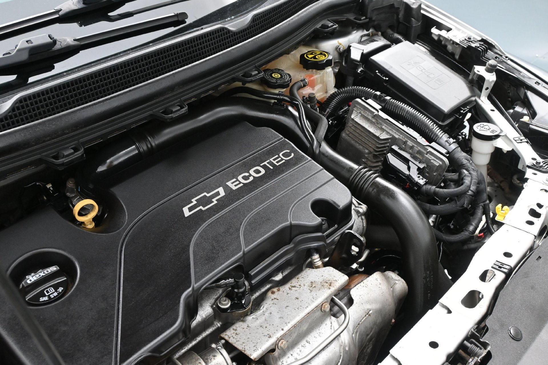 Used 2016 Chevrolet Cruze LT FWD image 12
