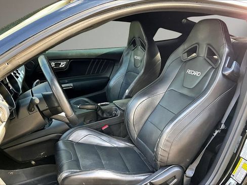 Used 2017 Ford Mustang GT Premium RWD image 21