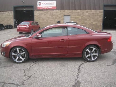 Used 2011 Volvo C70 T5 FWD image 8