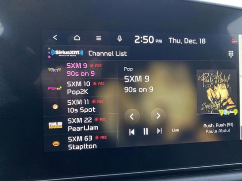 Certified 2024 Kia Niro EX image 19
