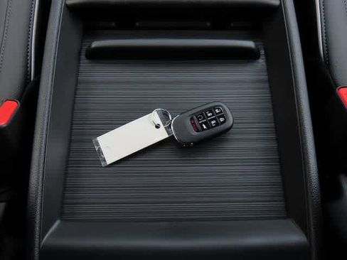 New 2026 Honda Odyssey Elite image 30