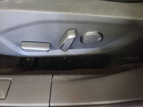 Used 2014 Ford Fusion SE image 22