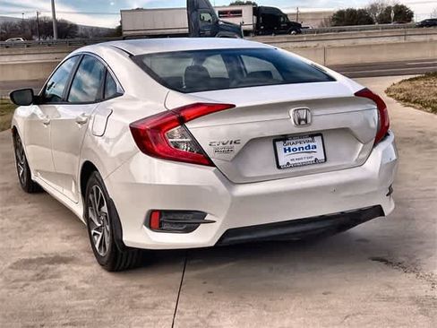 Used 2016 Honda Civic EX image 5