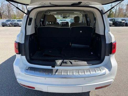 Certified 2024 INFINITI QX80 Premium Select w/ Cargo Package image 20