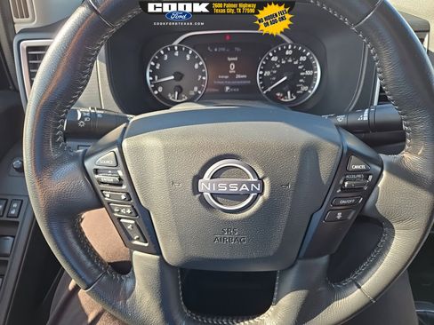 Used 2023 Nissan Frontier SV w/ SV Convenience Package image 7