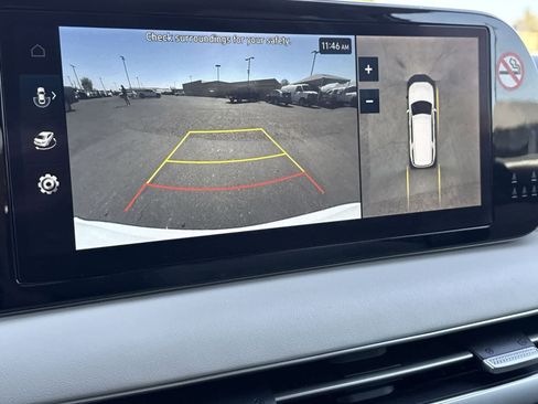 Used 2024 Hyundai Palisade Limited FWD image 22