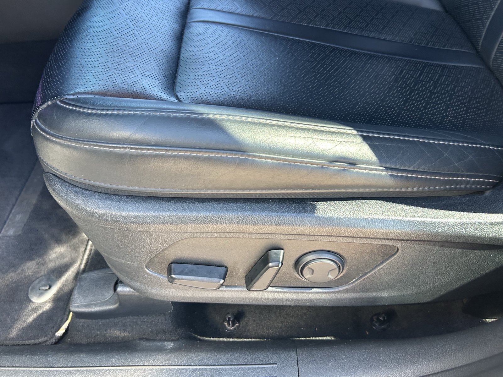 Used 2023 Kia Sorento EX AWD/4WD image 31