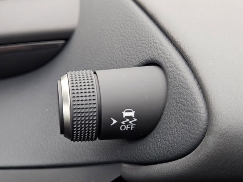 Used 2025 Lexus ES 350 w/ Accessory Package (Z2) FWD image 21