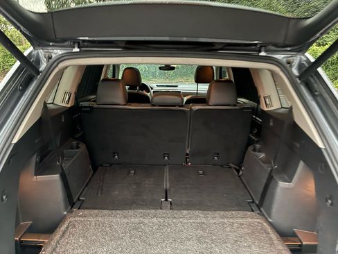 Used 2019 Volkswagen Atlas SEL FWD image 19