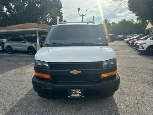 Used 2020 Chevrolet Express 2500 w/ Driver Convenience Package RWD image 2
